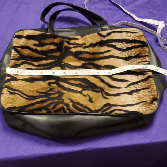 Lancome tiger print travel makeup cosmetic bag purse - Picture 7 of 8